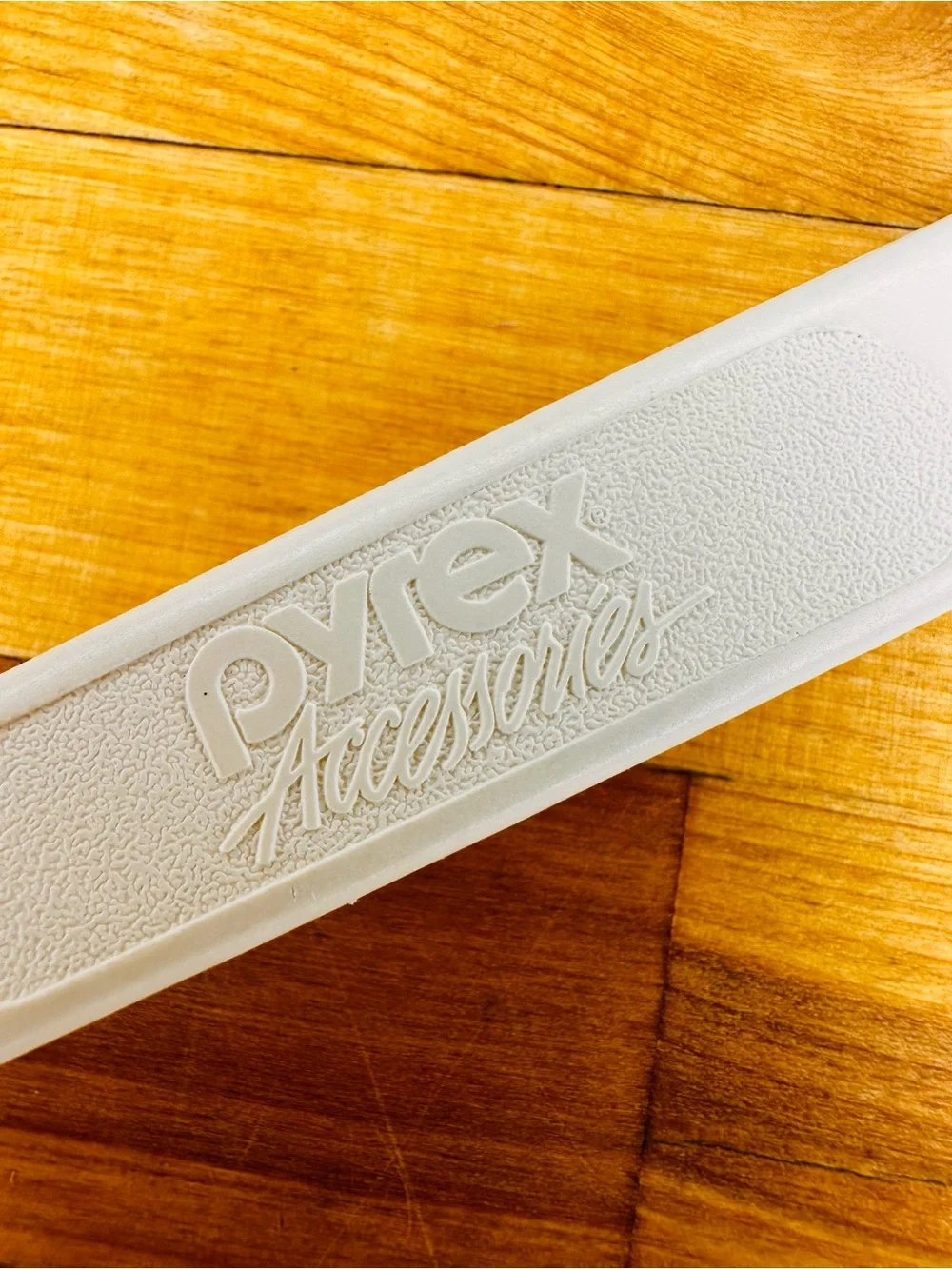 Vintage White PYREX Accessories Ladle USA Made 2109-2